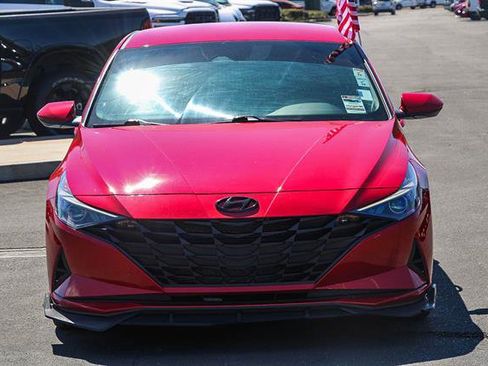 Used 2023 Hyundai Elantra SEL image 6