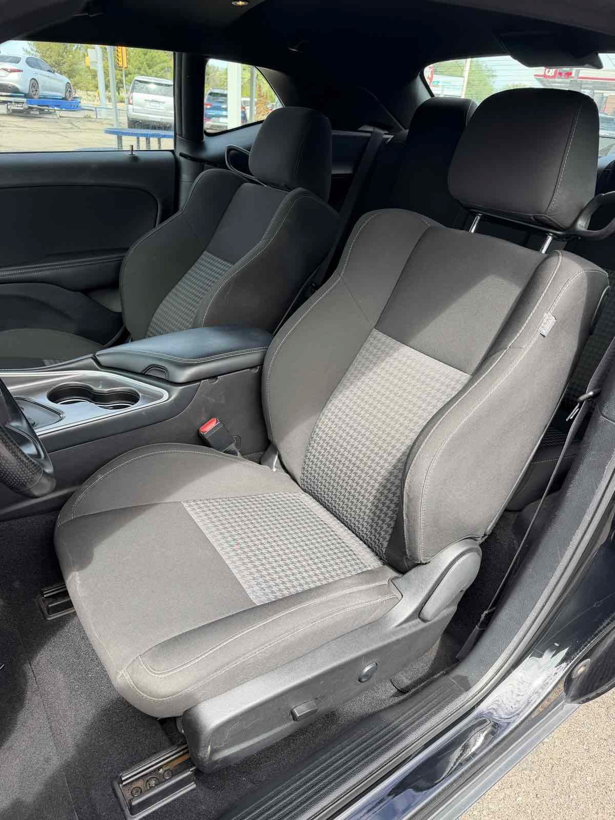Used 2022 Dodge Challenger GT RWD image 15