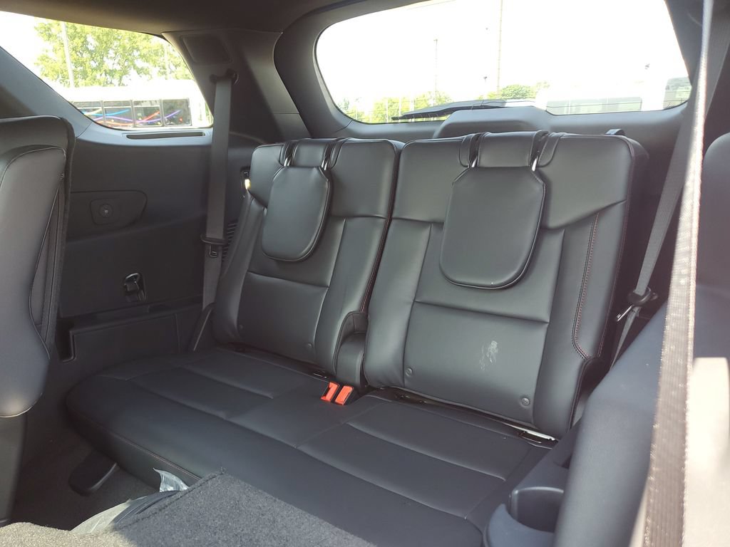 New 2026 Ford Explorer ST-Line w/ ST-Line Street Pack AWD/4WD image 10