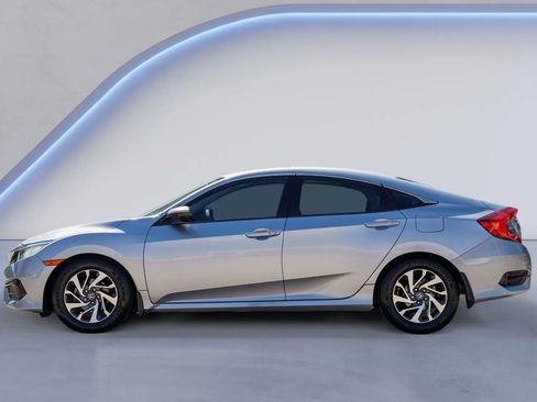 Used 2016 Honda Civic EX image 4