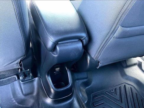 Used 2020 Honda HR-V Sport image 24