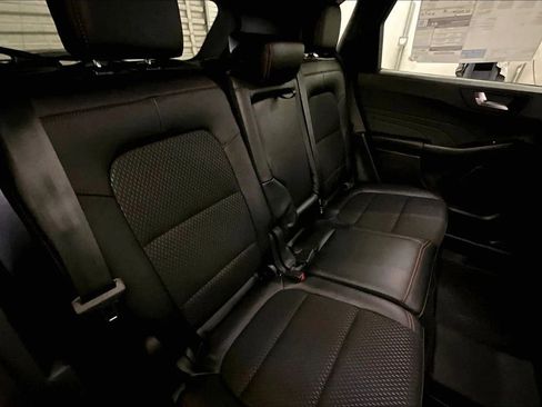 New 2025 Ford Escape ST-Line Elite image 26