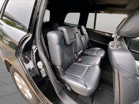 Used 2019 Mercedes-Benz GLS 450 4MATIC image 19