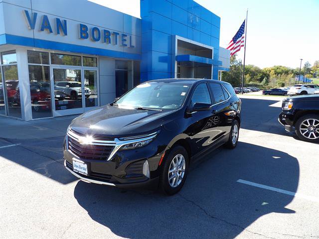 Certified 2022 Chevrolet Equinox LT AWD/4WD image 1