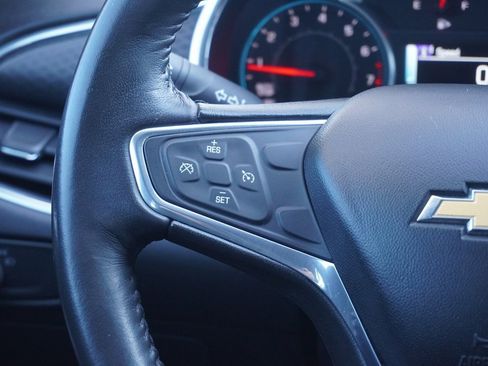 Used 2016 Chevrolet Malibu LT image 14