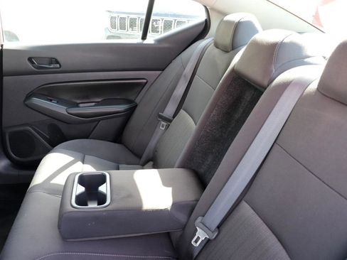 Used 2024 Nissan Altima 2.5 SV image 22