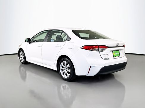 Used 2024 Toyota Corolla LE FWD image 7