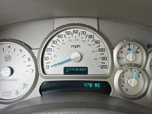 Used 2004 Buick Rainier CXL w/ Convenience Package image 8