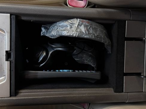 Used 2004 Lincoln Aviator Luxury image 16