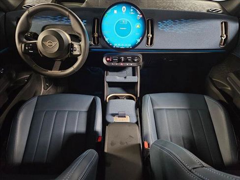 Certified 2025 MINI Cooper Countryman S AWD/4WD image 17