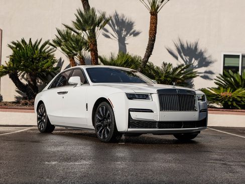 Certified 2024 Rolls-Royce Ghost image 19