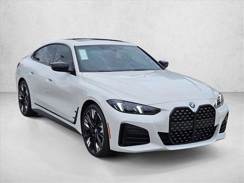 New 2026 BMW 430i w/ M Sport Package RWD image 6