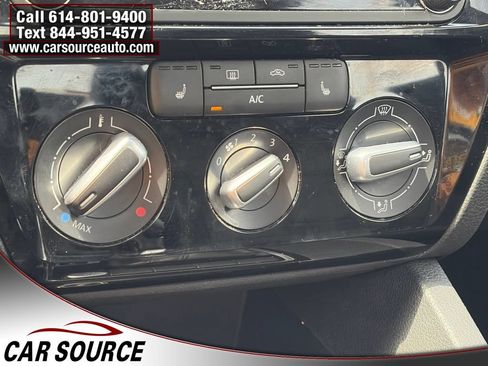 Used 2016 Volkswagen Jetta SEL w/ Lighting Package FWD image 20