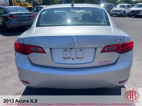 Used 2013 Acura ILX w/ Premium Package image 4