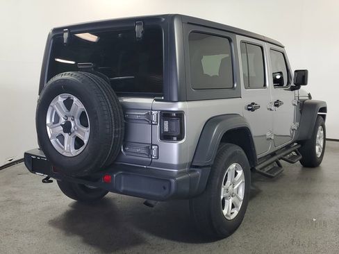 Used 2021 Jeep Wrangler Unlimited Sport image 6