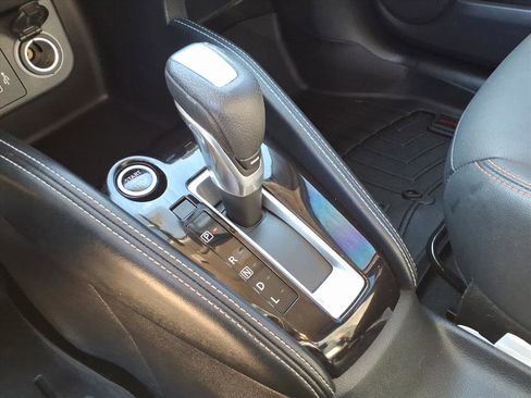 Used 2020 Nissan Kicks SR w/ SR Premium Package image 24