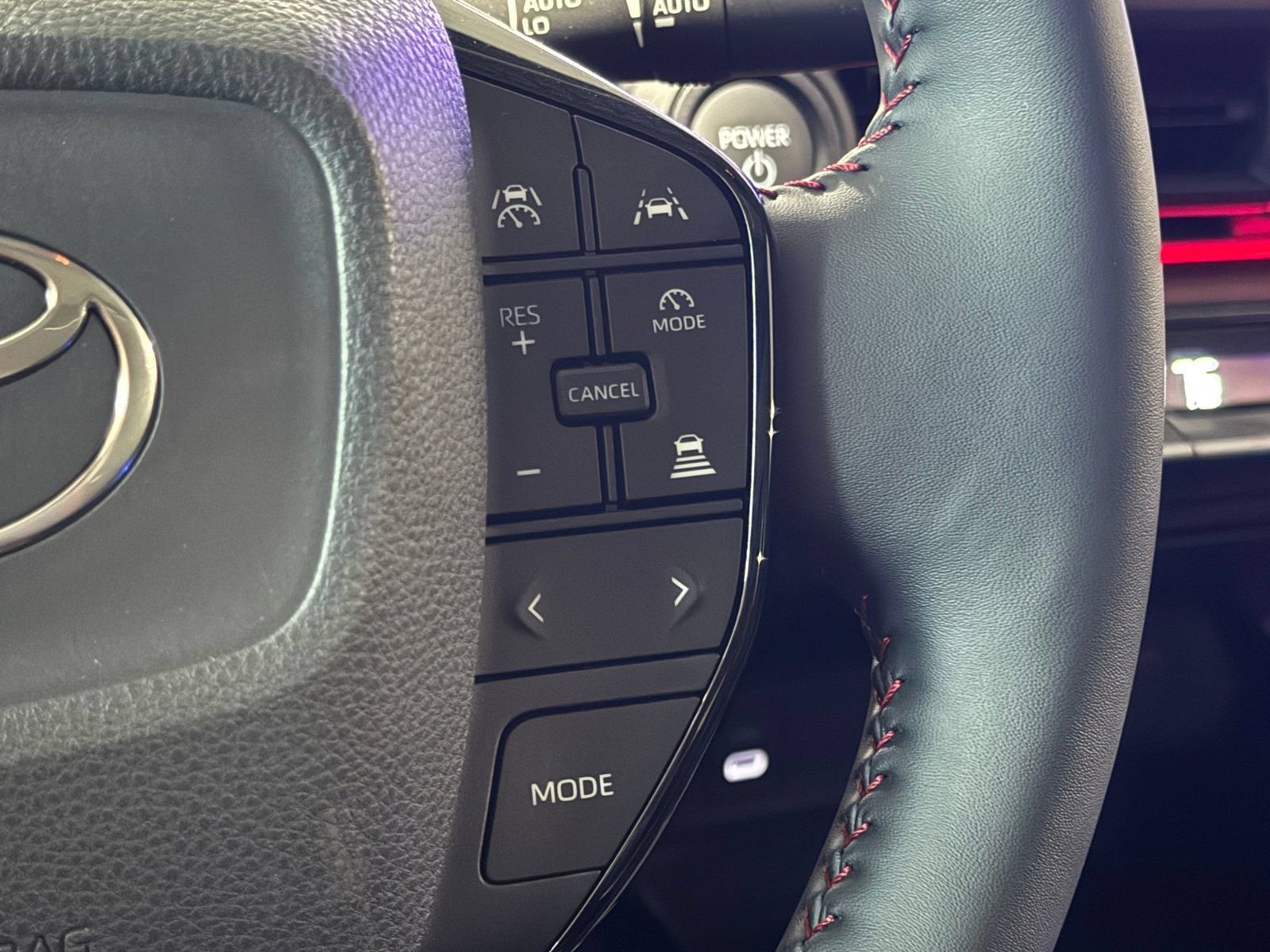 New 2026 Toyota Prius Plug-In Hybrid FWD image 29