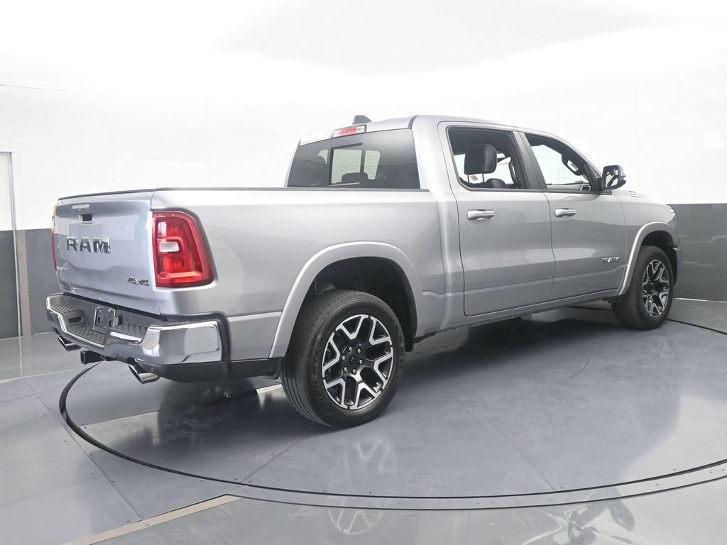 Used 2025 RAM 1500 Laramie AWD/4WD image 6