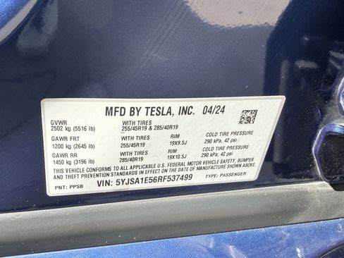 Used 2024 Tesla Model S AWD/4WD image 27