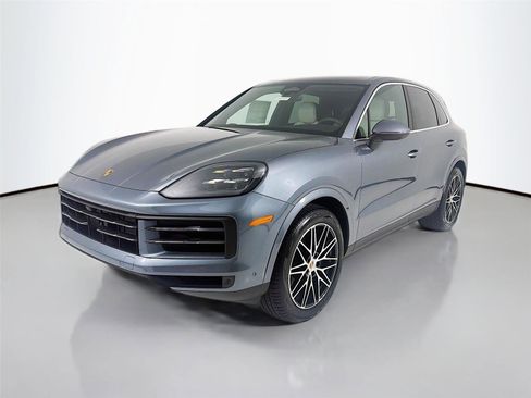 New 2026 Porsche Cayenne image 1