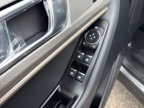 New 2026 Ford Explorer Active w/ Active Comfort Package image 25
