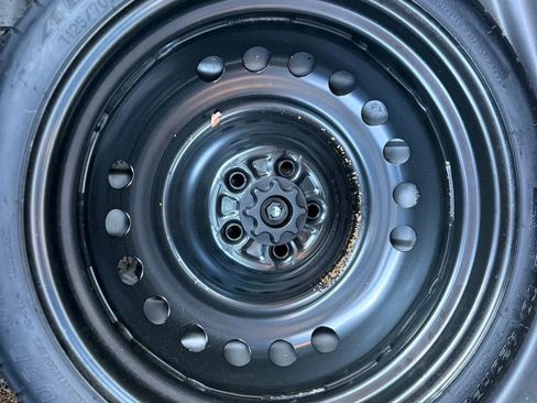 Used 2018 Toyota Prius Two w/ Prius Two Safety Plus Package image 26