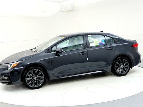 New 2026 Toyota Corolla XSE FWD image 3