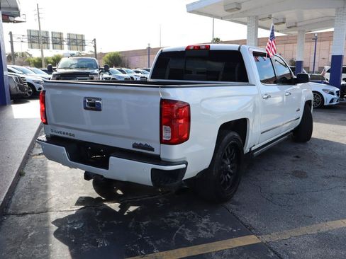 Used 2017 GMC Sierra 1500 SLT w/ SLT Premium Package AWD/4WD image 3