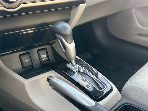 Used 2015 Honda Civic LX image 25