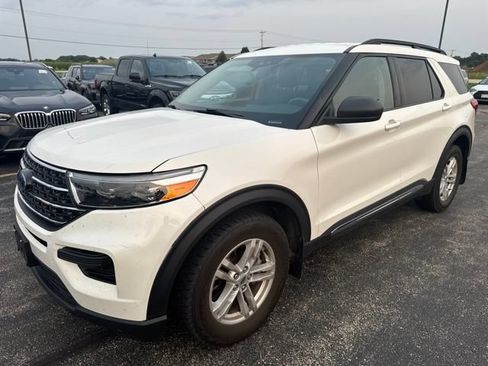 Used 2020 Ford Explorer XLT w/ Comfort Package AWD/4WD image 7