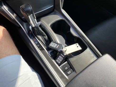 Used 2019 Honda Accord LX image 20
