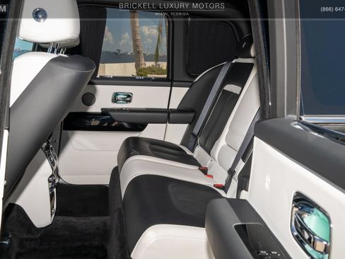 Used 2022 Rolls-Royce Cullinan AWD/4WD image 26