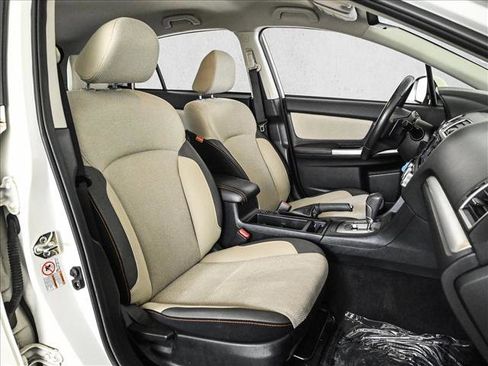 Used 2017 Subaru Crosstrek 2.0i Premium w/ Popular Package #1 AWD/4WD image 21