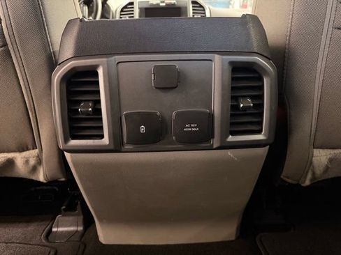 Used 2019 Ford F150 XLT w/ Equipment Group 302A Luxury AWD/4WD image 22
