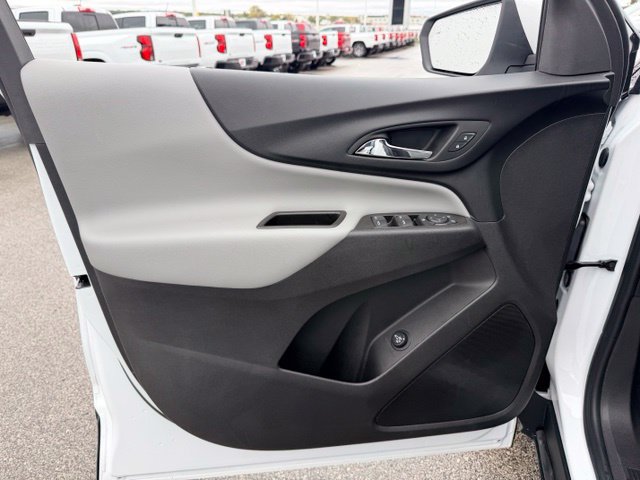 Certified 2024 Chevrolet Equinox LT FWD image 17