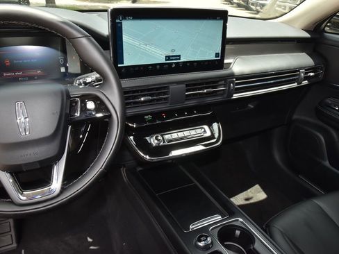 New 2026 Lincoln Corsair Premiere FWD image 26