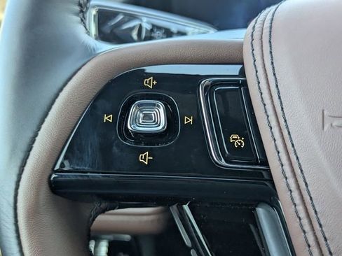 New 2026 Lincoln Aviator Reserve w/ Jet Appearance Package image 24