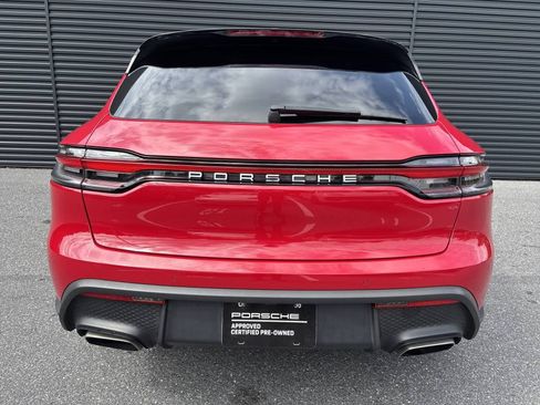 Used 2025 Porsche Macan AWD/4WD image 4