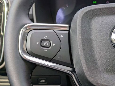 New 2026 Volvo XC40 B5 Ultra w/ Protection Package Premier image 28