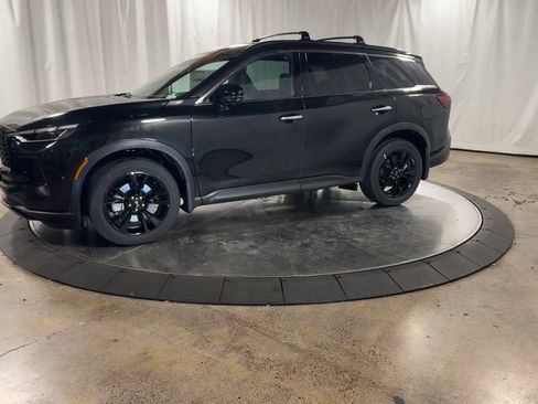 Certified 2025 INFINITI QX60 Luxe w/ Black Edition image 5