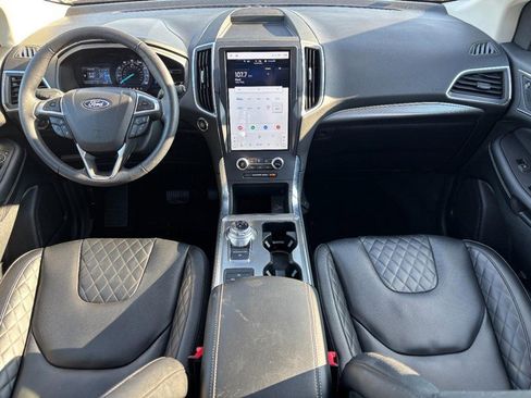 Used 2024 Ford Edge Titanium w/ Equipment Group 301A image 11