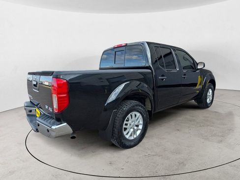 Used 2019 Nissan Frontier SV w/ Value Truck Package image 5
