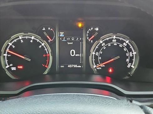 Used 2023 Toyota 4Runner TRD Off-Road Premium AWD/4WD image 11