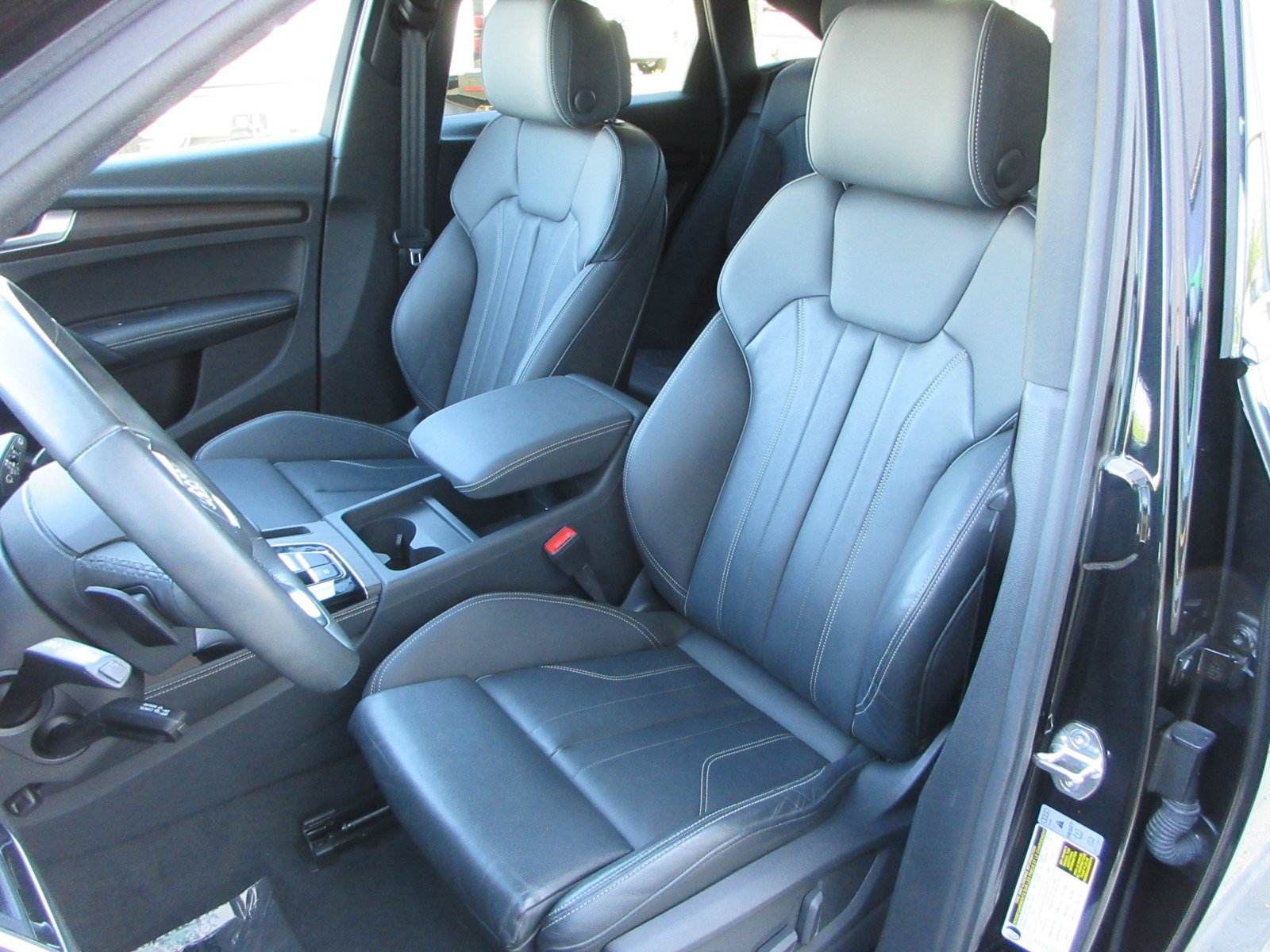 Used 2023 Audi Q5 2.0T Premium Plus w/ Premium Plus Package AWD/4WD image 32