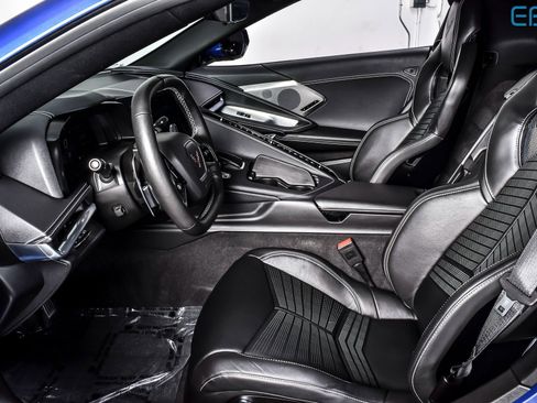 Used 2023 Chevrolet Corvette Stingray Preferred Cpe w/ Z51 Performance Package image 20