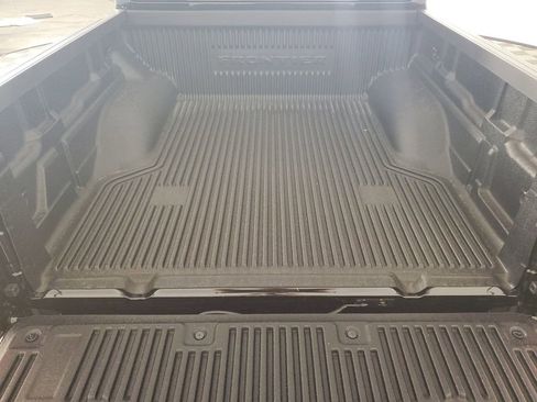 New 2026 Nissan Frontier SV w/ Tow Package image 30