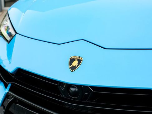 Used 2023 Lamborghini Urus Performante image 3