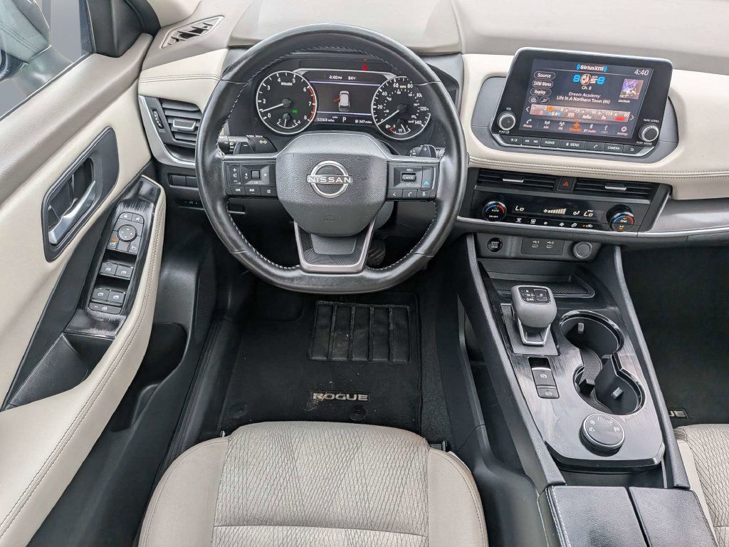 Used 2025 Nissan Rogue SV AWD/4WD image 24