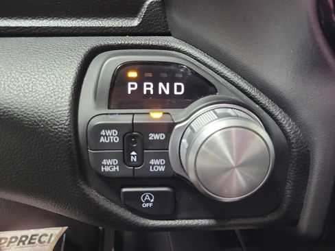 Used 2025 RAM 1500 Laramie AWD/4WD image 44