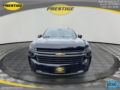 Used 2023 Chevrolet Suburban LT AWD/4WD image 2